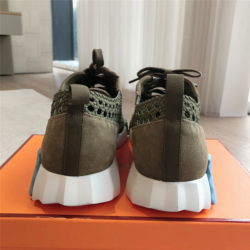 H**me5 women’s green bouncing sneakers