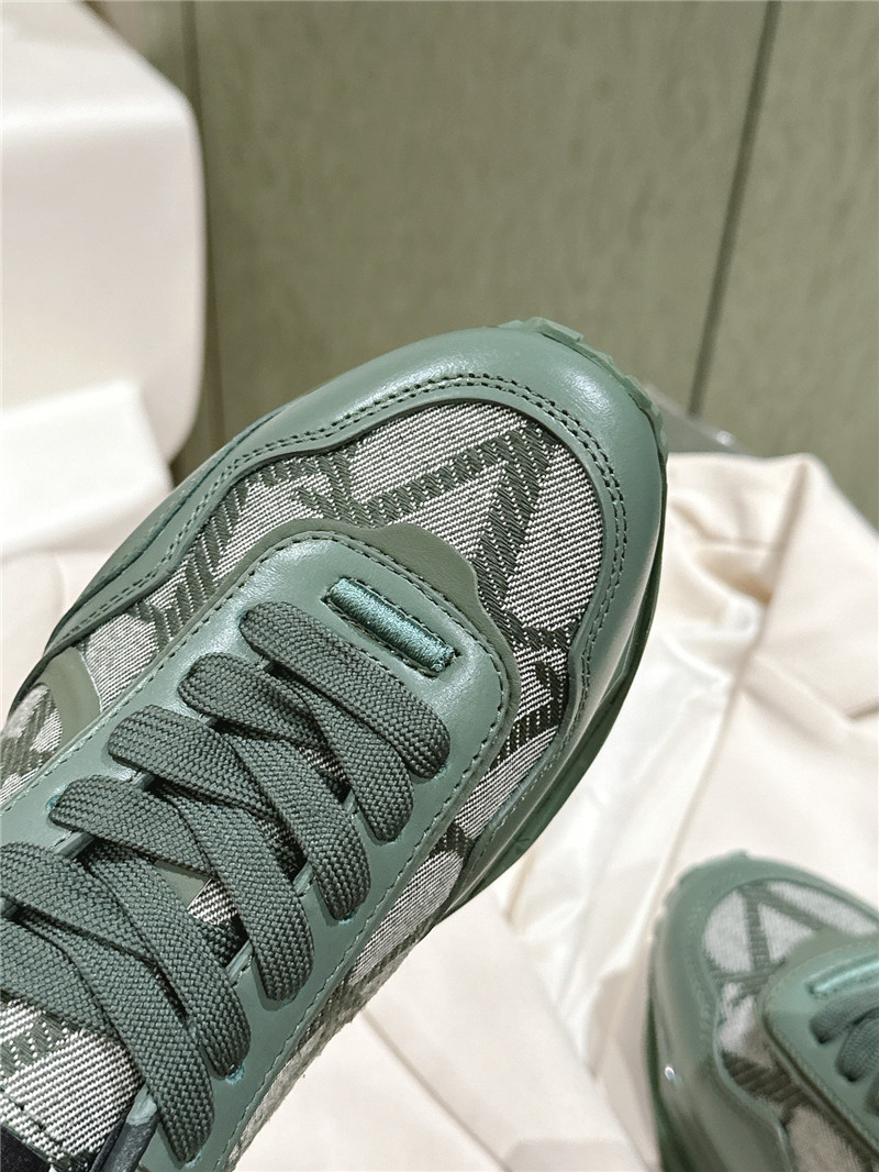 Va1e*ntin0 women green sneakers