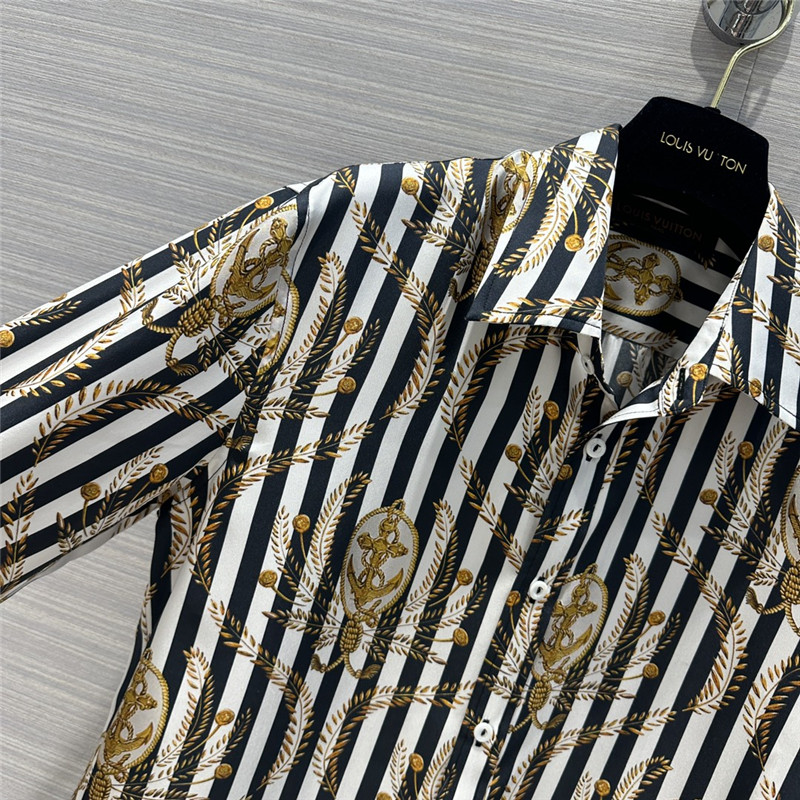 l0vis Vvtt0n lv flinghtmode series silk shirt replicas clothes