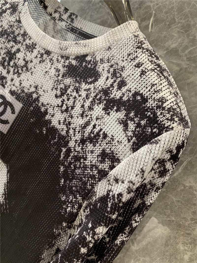 Ch**el retro tie-dye printed bottoming shirt replica clothing