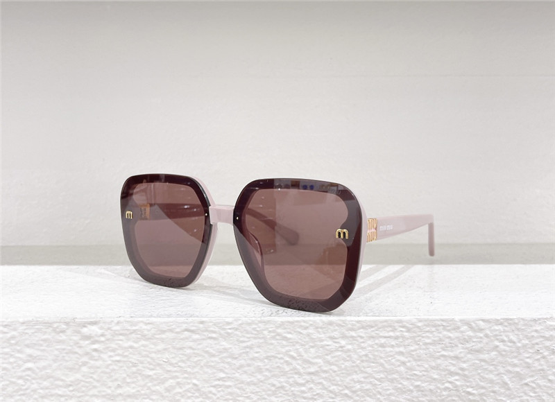 miumiu fashionable luxury sunglasses