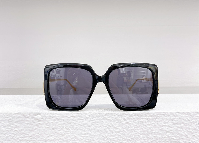 Gvc*1 crystal sunglasses