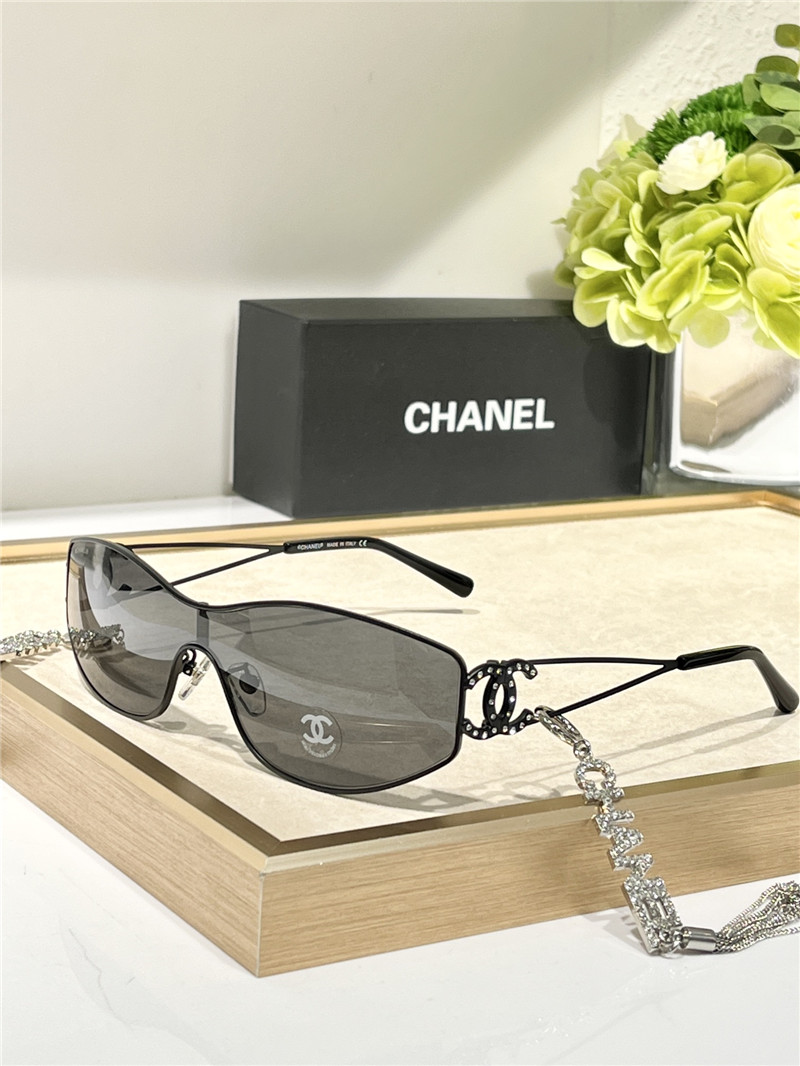 Ch**el medieval style protective glasses