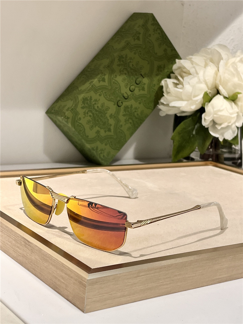Gucci rectangular frame sunglasses