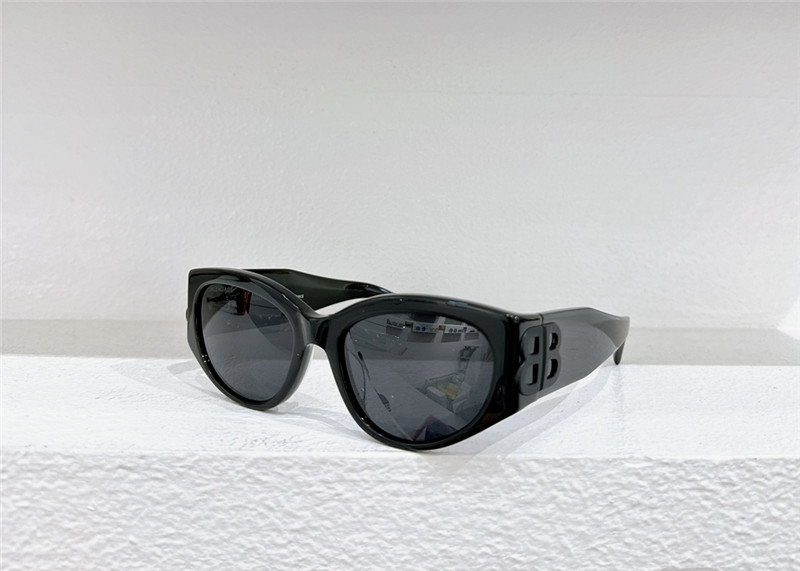 Ba1en*iaga new sunglasses