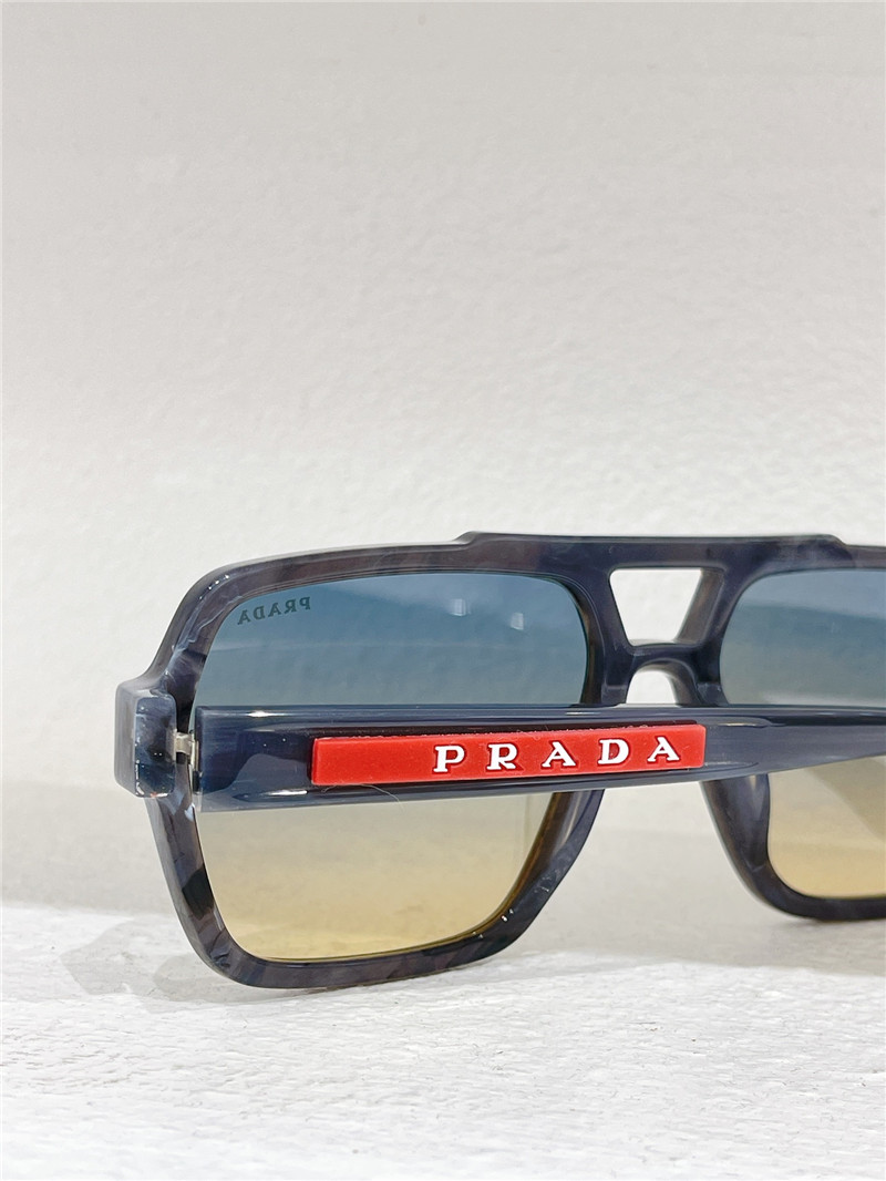 Pra*a square sunglasses
