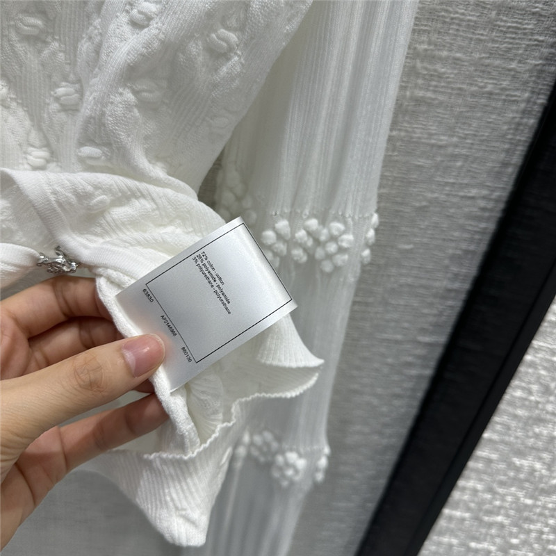 Chanel Hook Fastening Knitted Cardigan in White