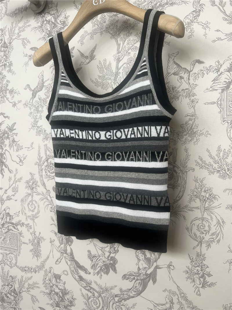 Va1e*ntin0 black striped knitted vest