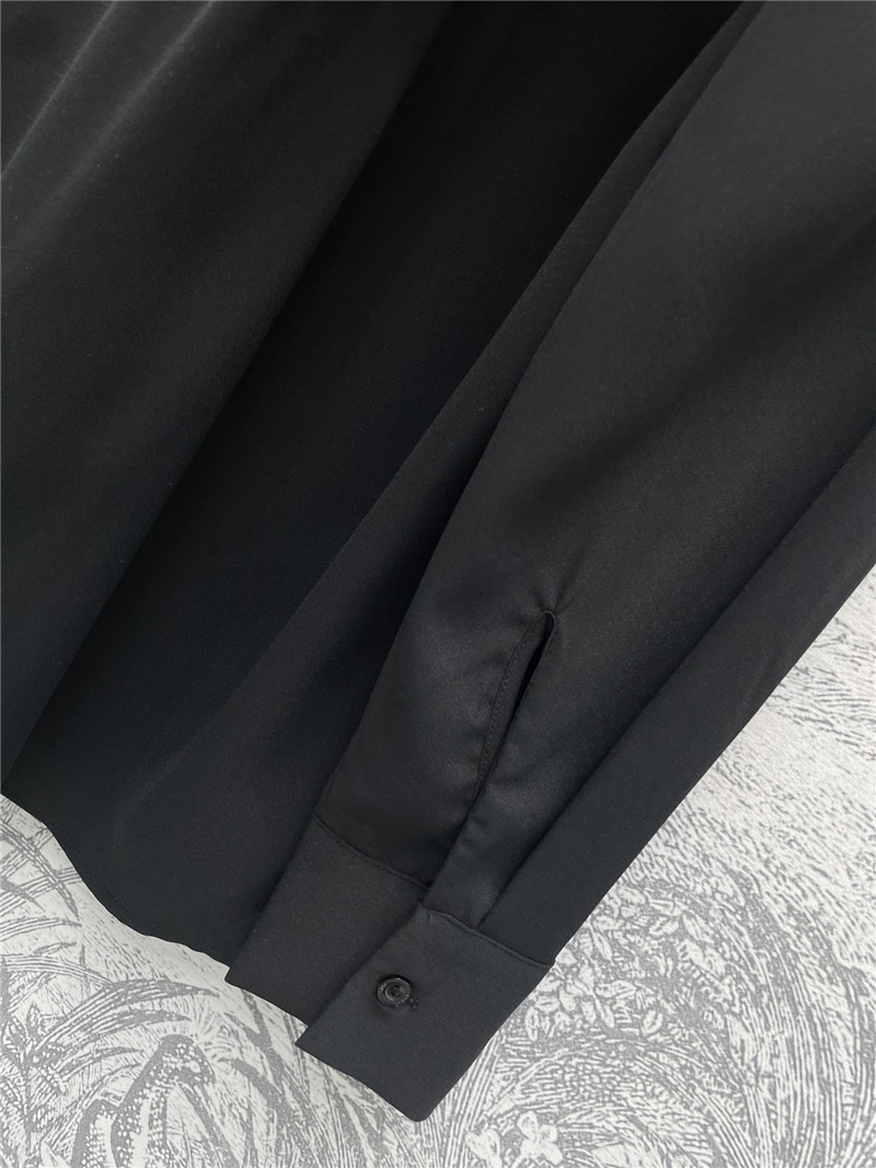 l0vis Vvtt0n lv lace-up shirt replica designer clothing websites