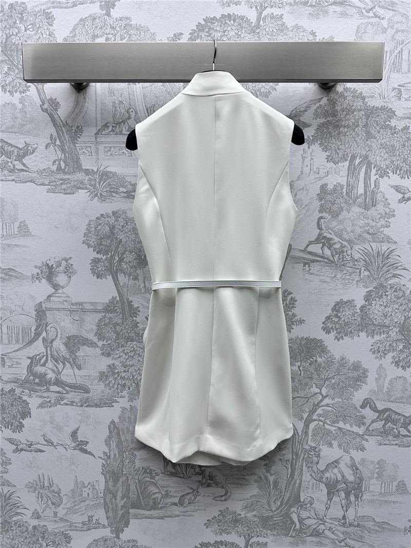 D10r brooch belt vest dress replica clothing sites