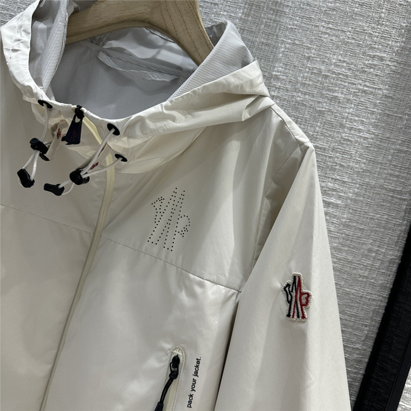 Moncler hooded jacket jacket replica clothing