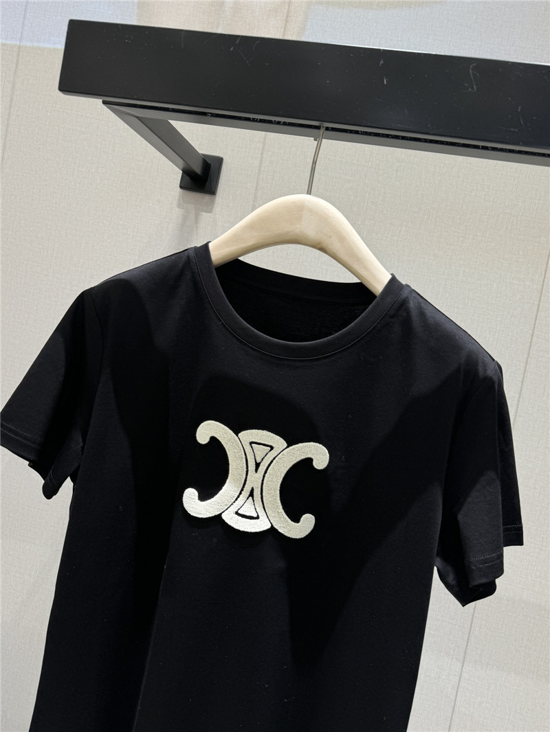 Ce1i*e new toothbrush embroidered t replicas clothes