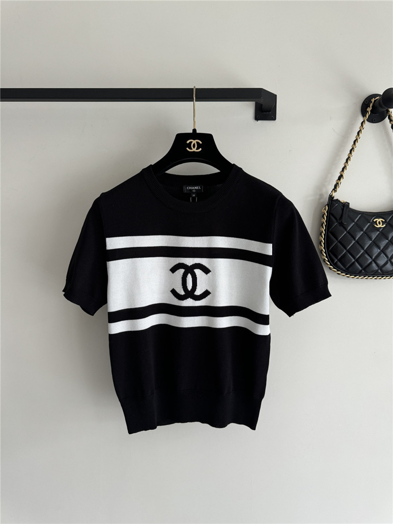 Chanel Logo Colorblock Knitted T-shirt