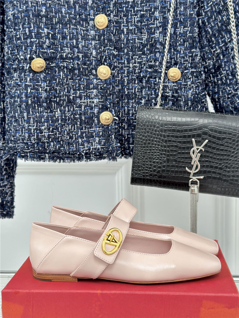 Va1e*ntin0 metal v buckle mary jane shoes replica designer shoes