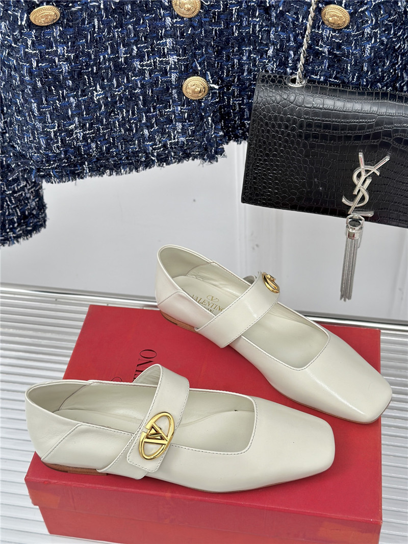 valentino metal v buckle mary jane shoes replica designer shoes