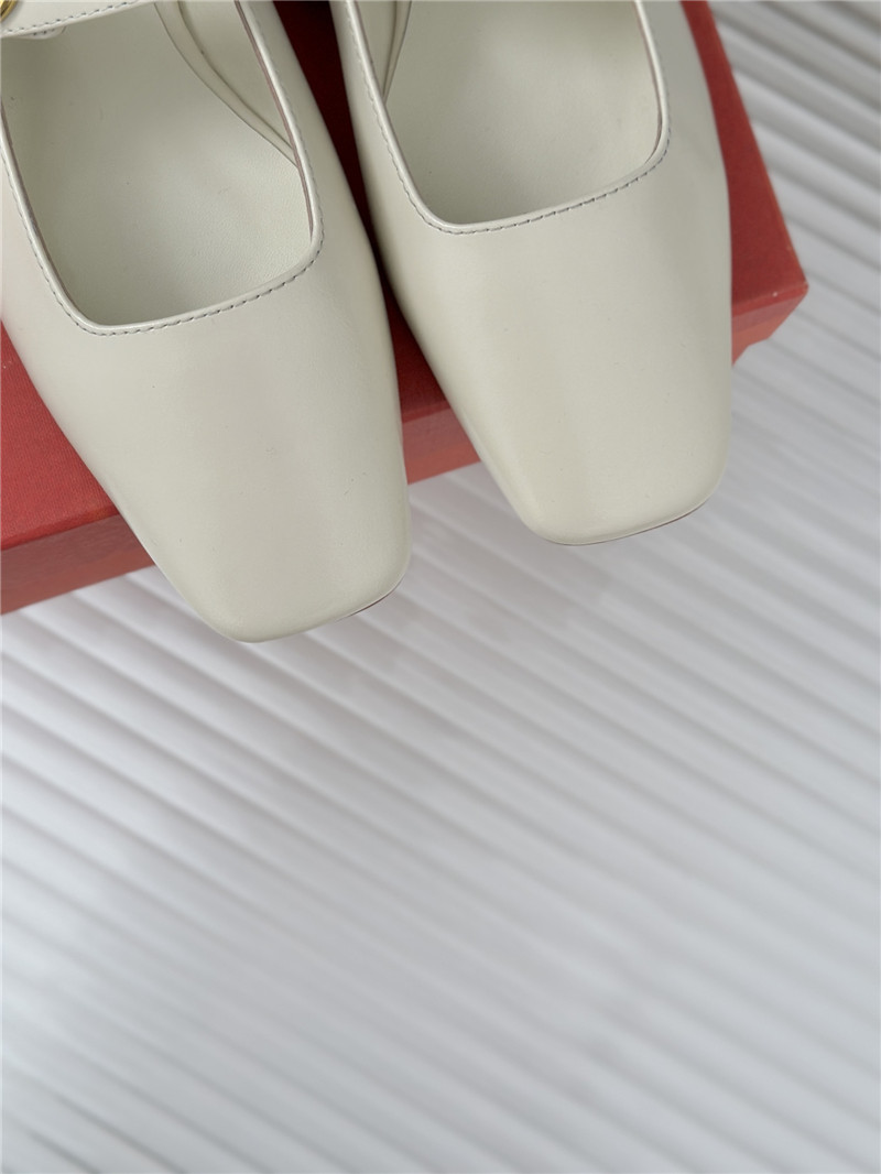 Va1e*ntin0 metal v buckle mary jane shoes replica designer shoes