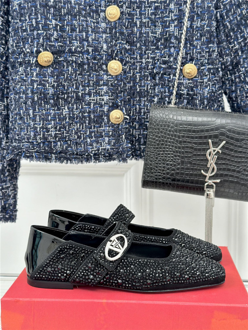 Va1e*ntin0 metal v buckle mary jane shoes replica designer shoes