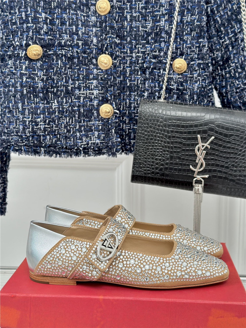 Va1e*ntin0 metal v buckle mary jane shoes replica designer shoes