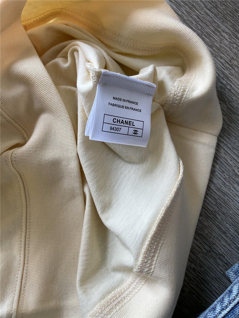 Ch**el cream short sleeve replica d&g clothing