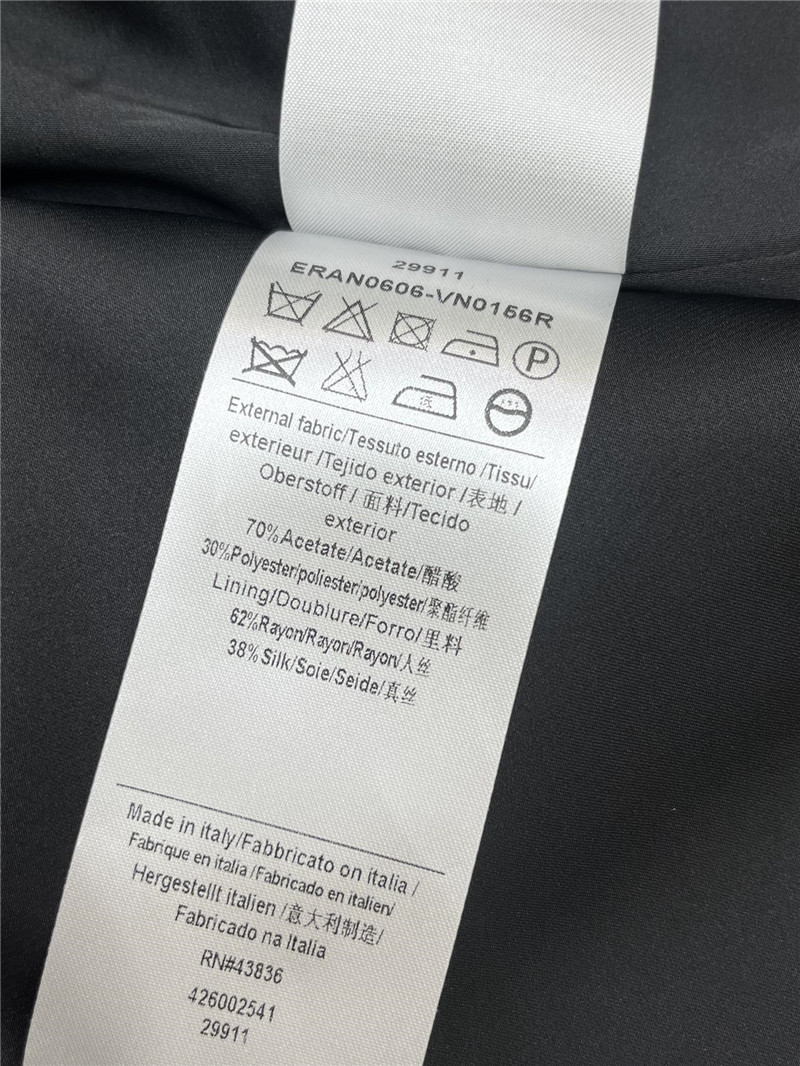 Va1e*ntin0 spring and summer dress replica clothing sites