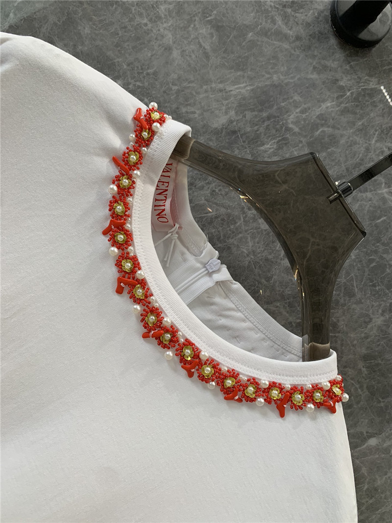 Va1e*ntin0 round neck short sleeve t-shirt replica clothing sites