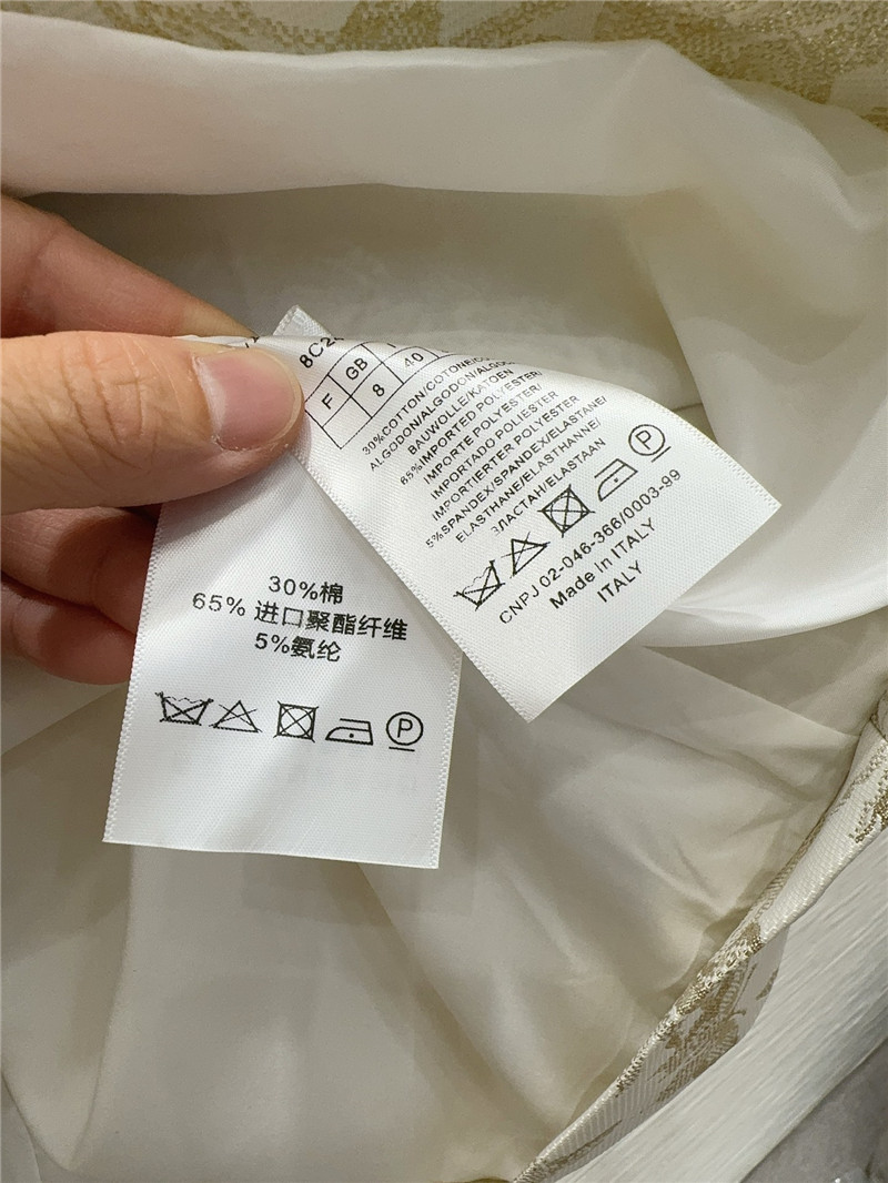 D10r die love flower series dress cheap replica designer clothes