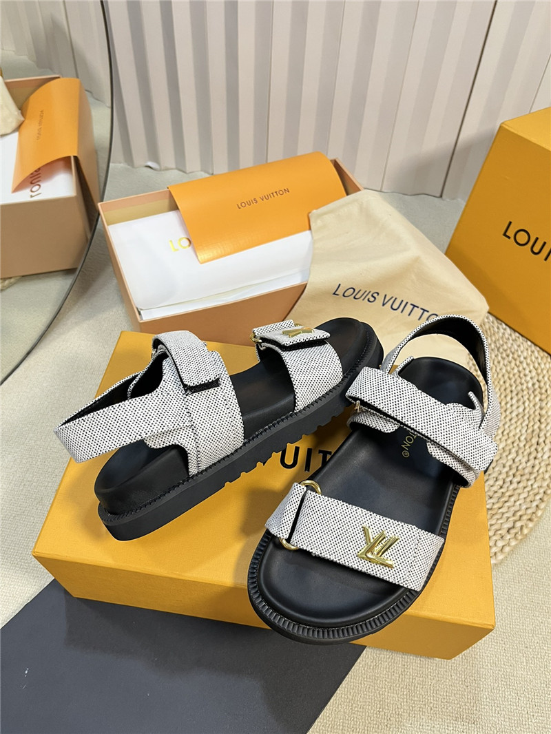 l0vis Vvtt0n lv catwalk style thick sole sandals replica shoes