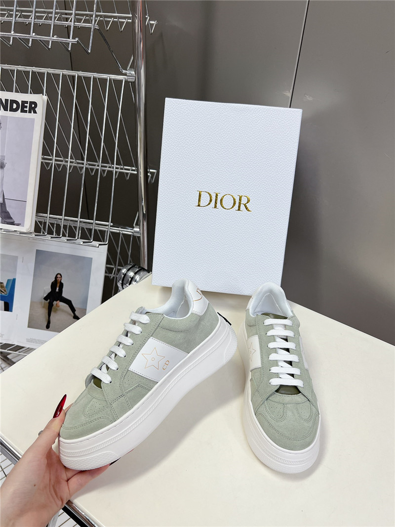 D10r green platform sneakers for women