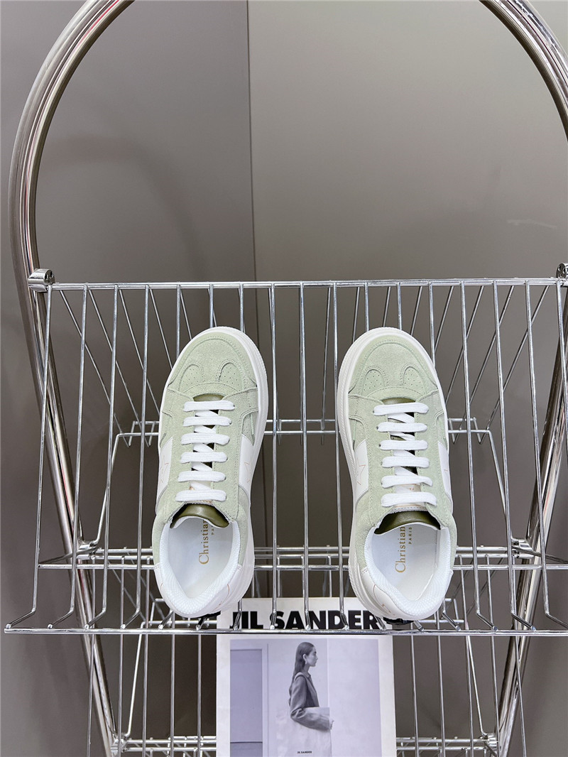 D10r green platform sneakers for women