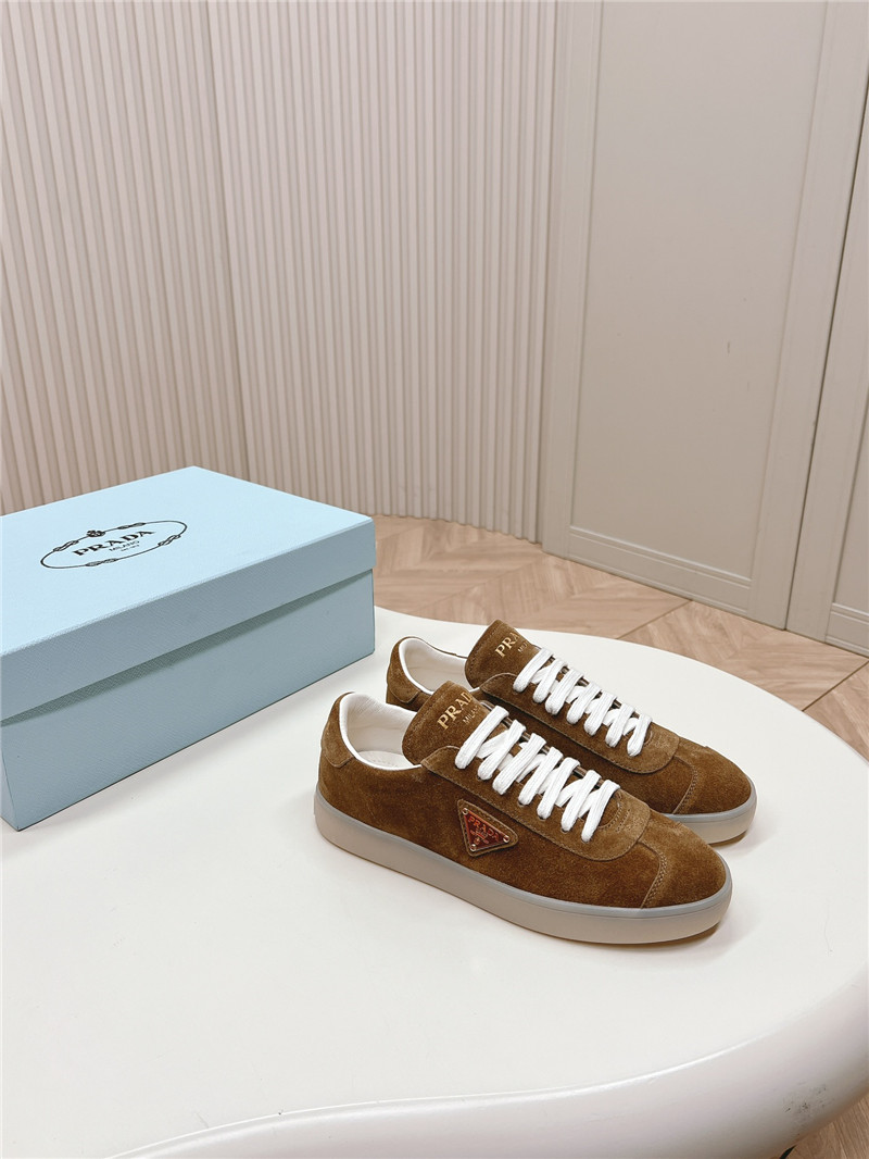 Pra*a women’s low top sneakers