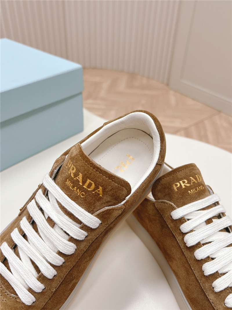 Pra*a women’s low top sneakers