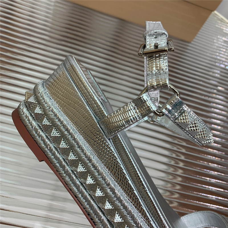 Chr1st1an louboutin classic studded sandals