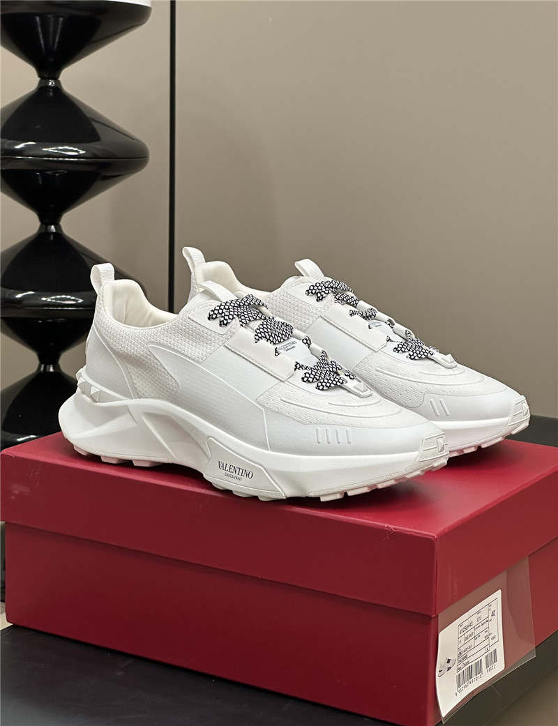 Valentino Garavani True Act Sneakers