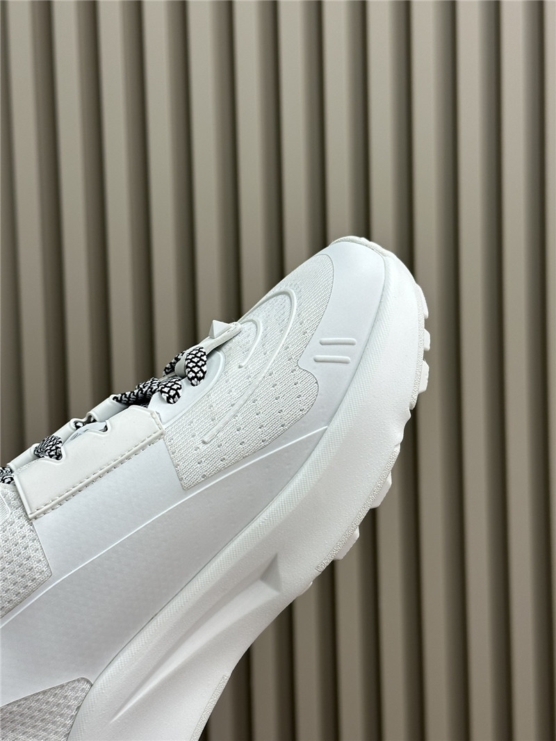 Va1e*ntin0 garavani true act sneakers