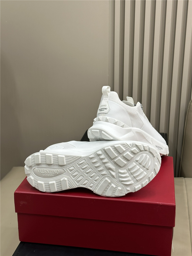 Va1e*ntin0 garavani true act sneakers