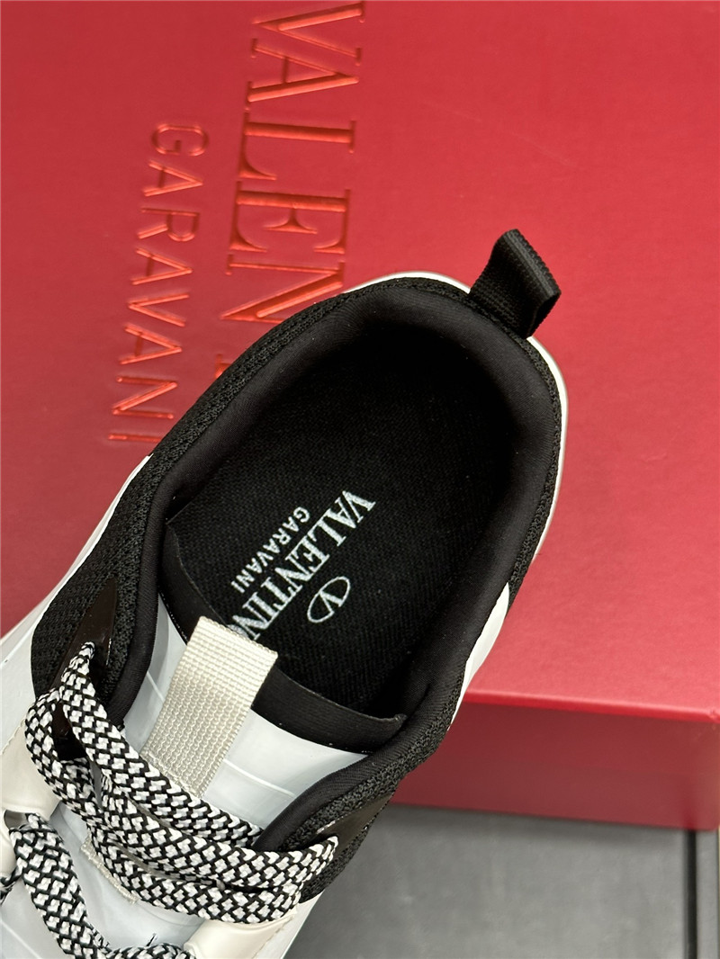 Valentino Garavani True Act Sneakers Black