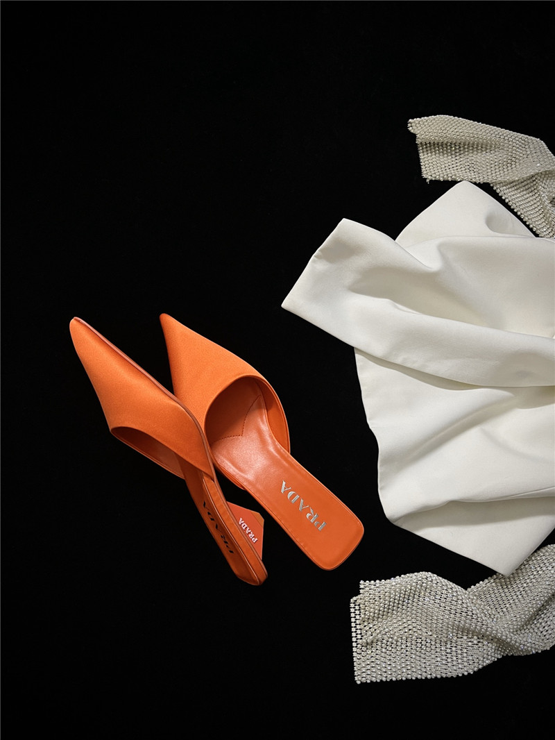 Pra*a pointed toe kitten heel slippers replica shoes