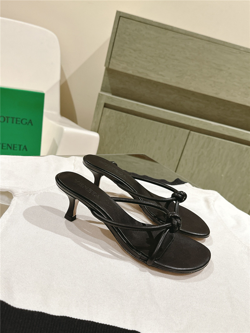 Bottega Veneta woven flip-flops margiela replica shoes