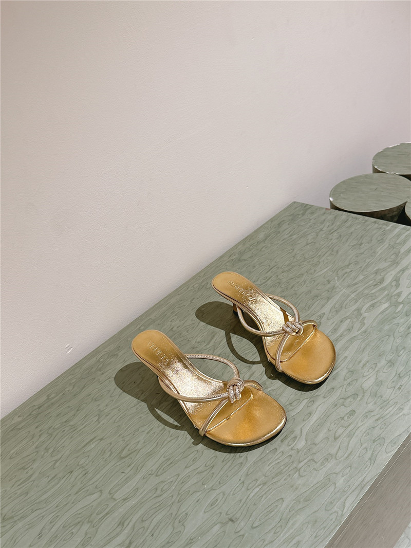 Bottega Veneta woven flip-flops margiela replica shoes