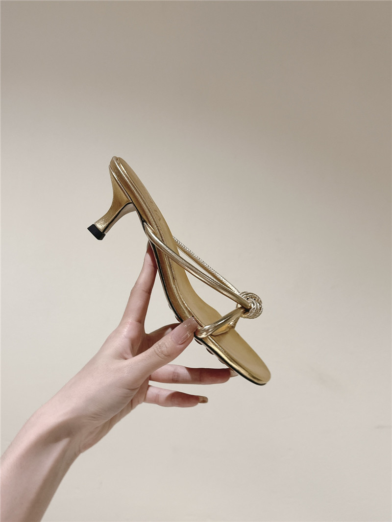 Bottega Veneta woven flip-flops margiela replica shoes