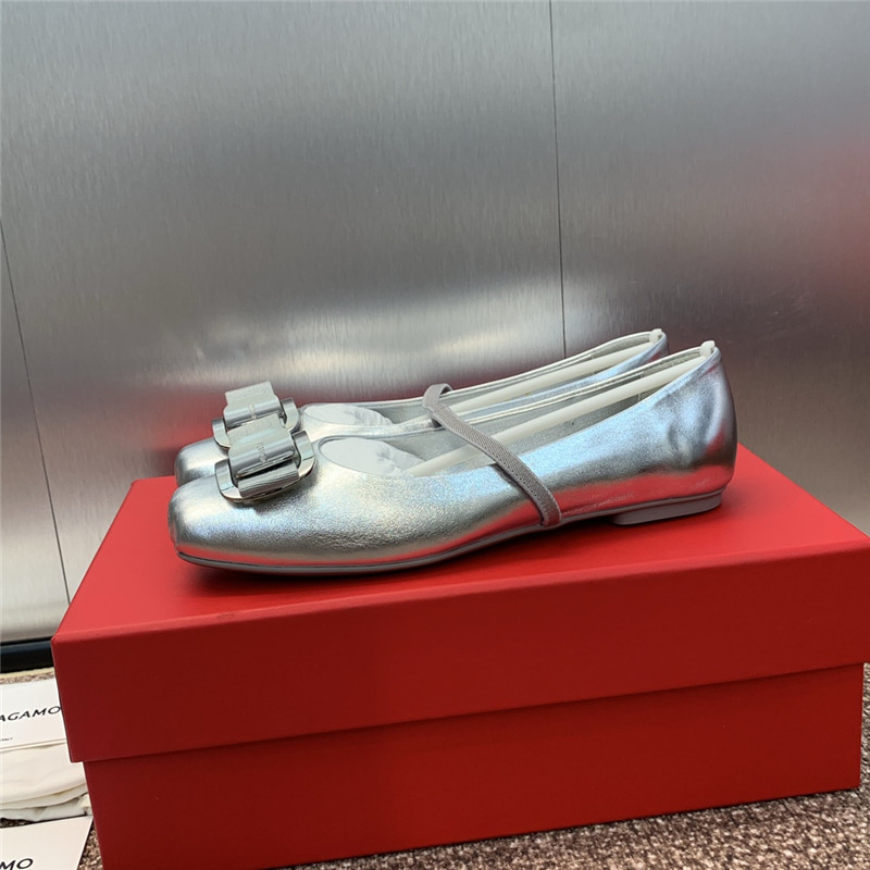 Salvatore Ferragamo bow pumps for women replica shoes