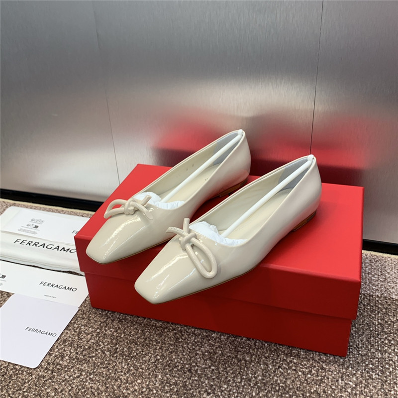 Salvatore Ferragamo bow pumps for women replica shoes