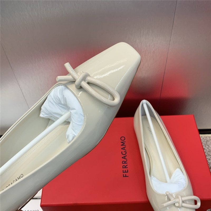 Salvatore Ferragamo bow pumps for women replica shoes