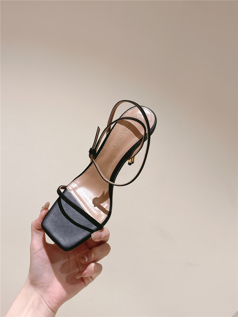 Bottega Veneta square toe slippers best replica shoes website