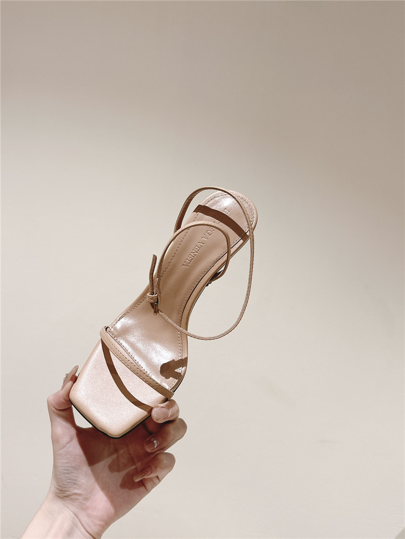 Bottega Veneta square toe slippers best replica shoes website