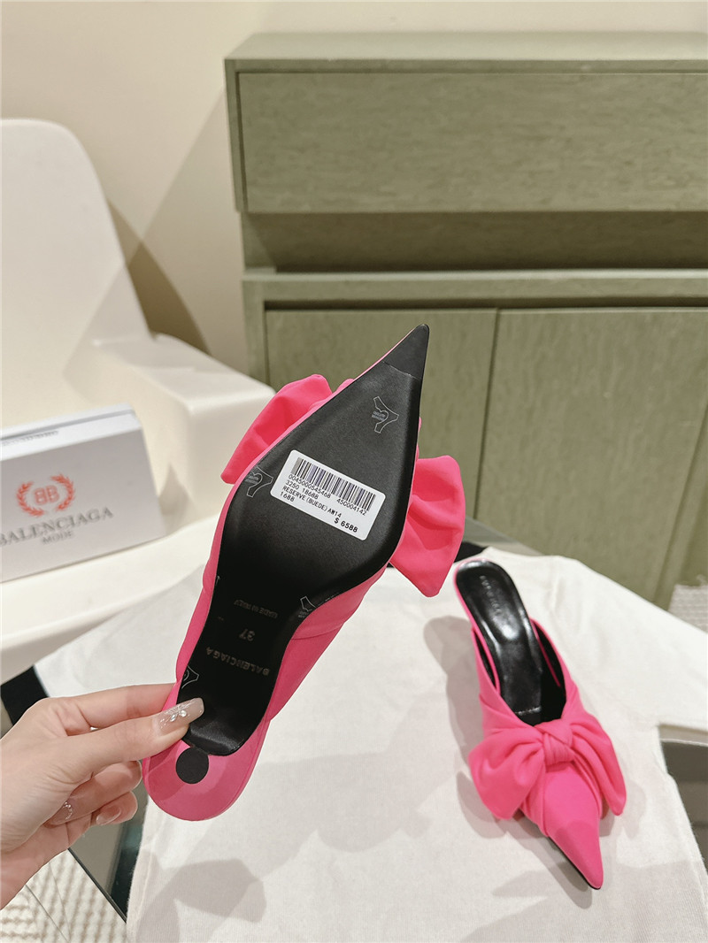 ba1en*iaga new silk cloth shoes Marg*e1a replica shoes