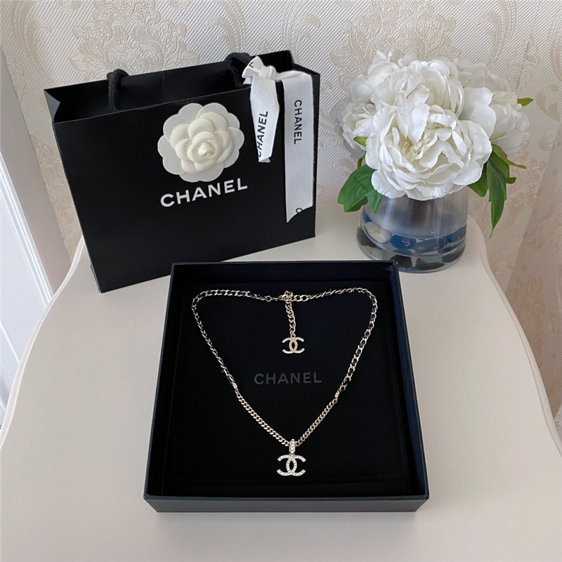 Chanel leather chain choker double c necklace