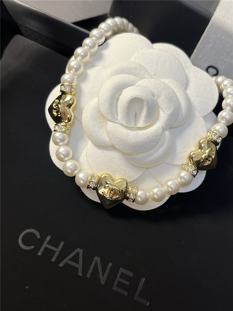 Chanel small incense necklace