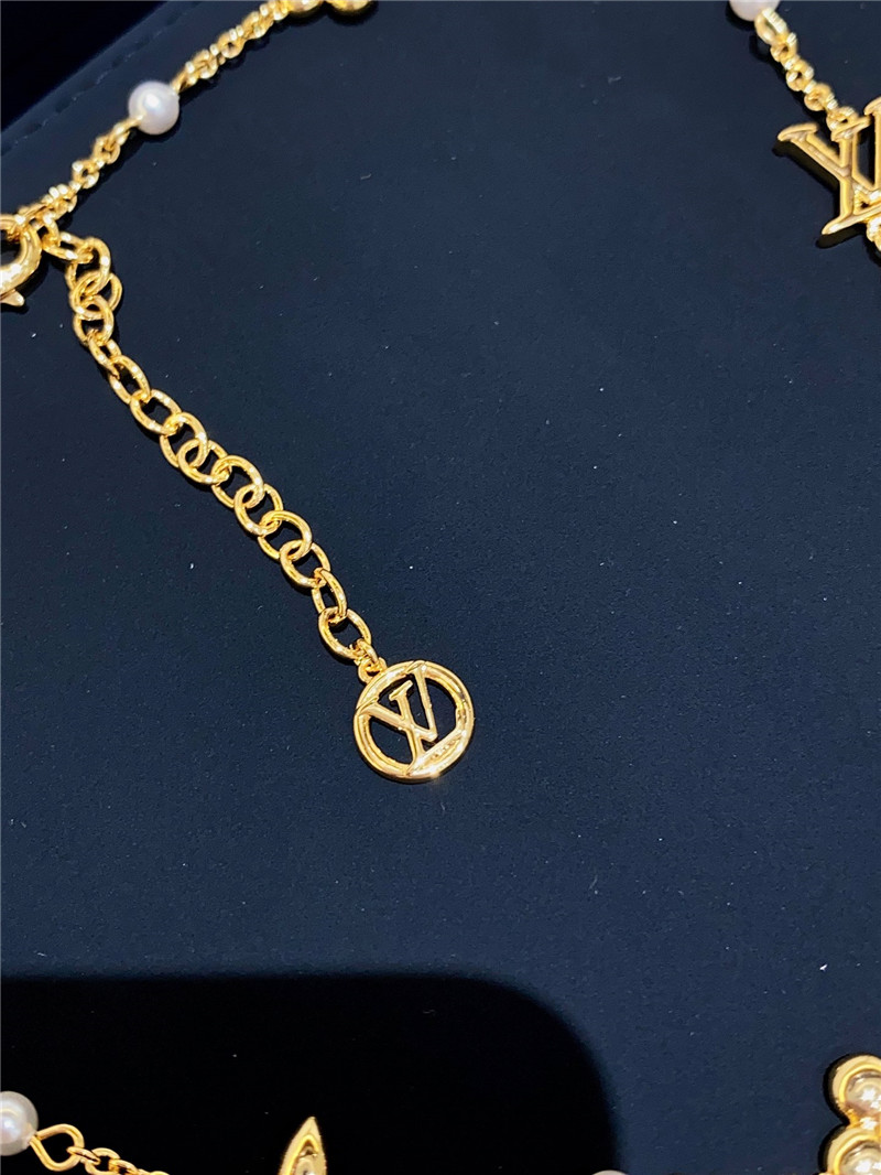 l0vis Vvtt0n lv green gold flower pearl necklace