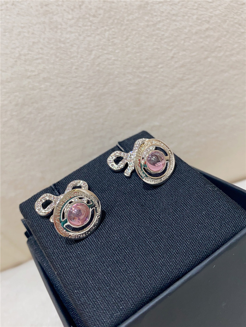 Vivienne Westwood Saturn three-dimensional earrings